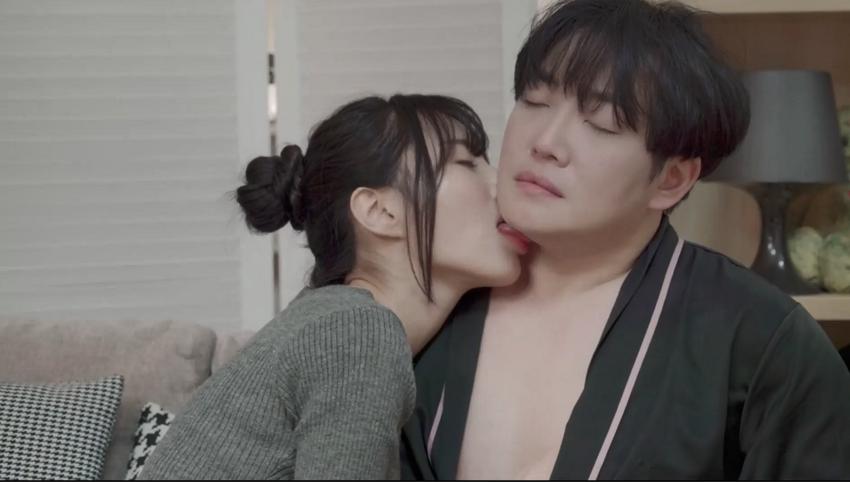 hikari nagi sex Thẩm du quá nhiều làm bướm em to ra